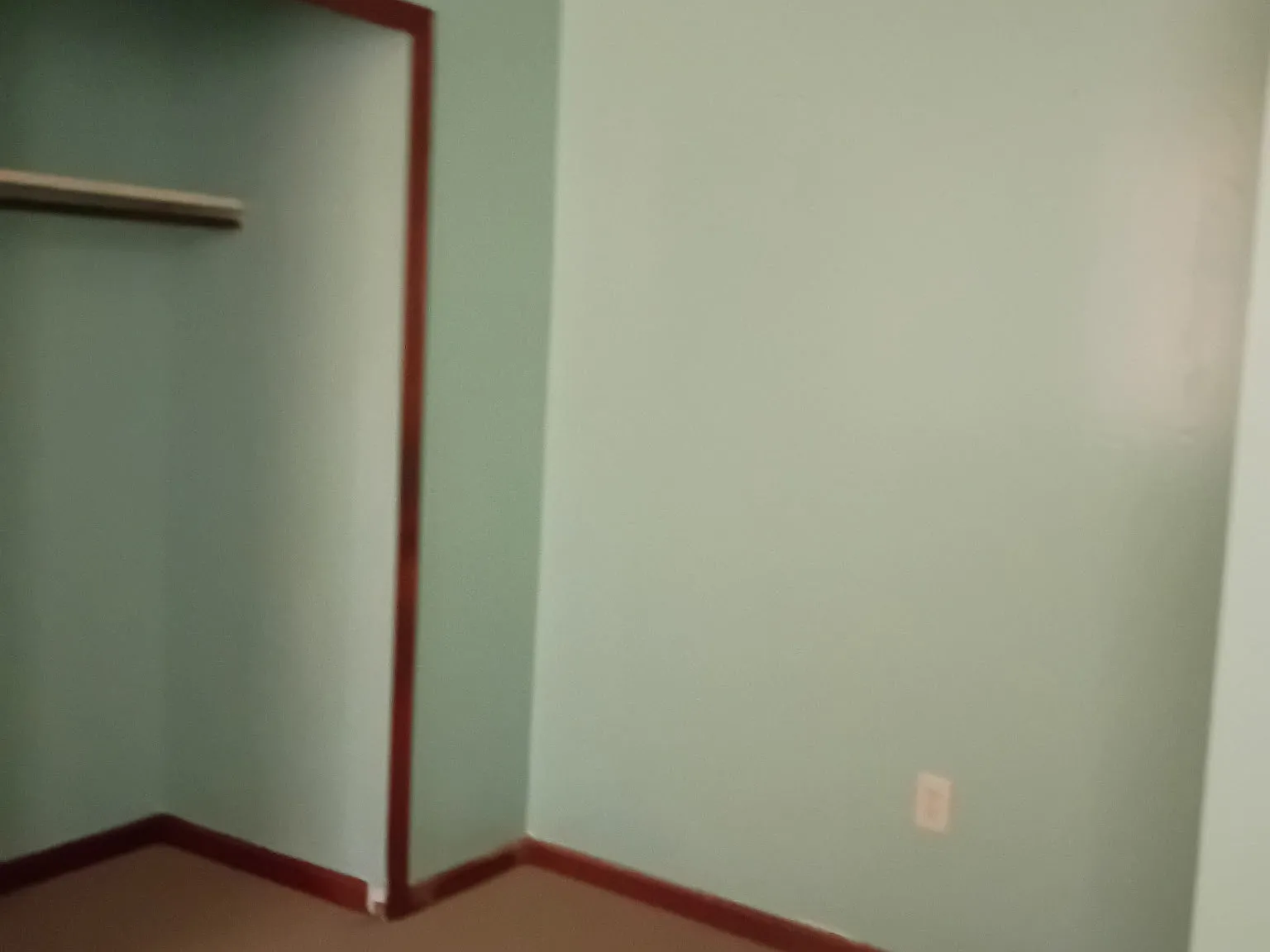 1 bed, 600 sqft, $700 — Photo 3