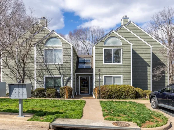 1250 Clifden Grn, Charlottesville, VA 22901