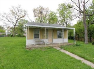 192 Oak St, Fairborn, OH 45324