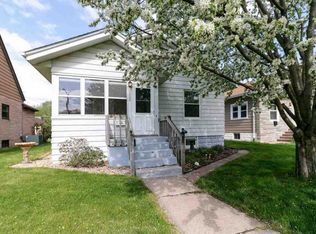 1228 36th St, Rock Island, IL 61201