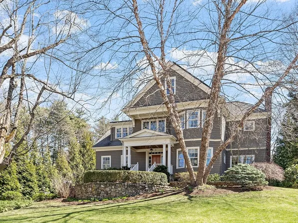 5 Castle Rd, Lexington, MA 02420