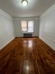 2610 Glenwood Road, #3D