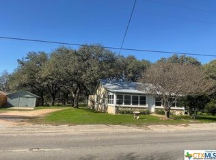 821 Mesquite St, Blanco, TX 78606