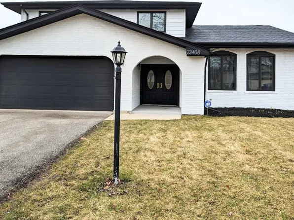 22408 Riverside Dr, Richton Park, IL 60471