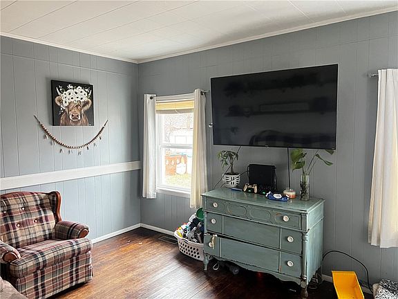 4th image of 504 W Messenger Street #2
