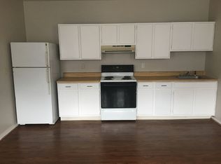 87 East St APT 2, Whitinsville, MA 01588