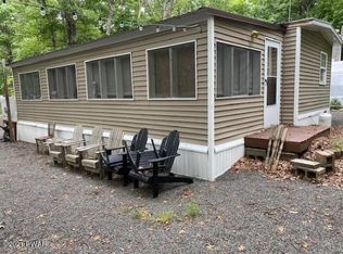 105 Shohola Pkwy, Shohola, PA 18458