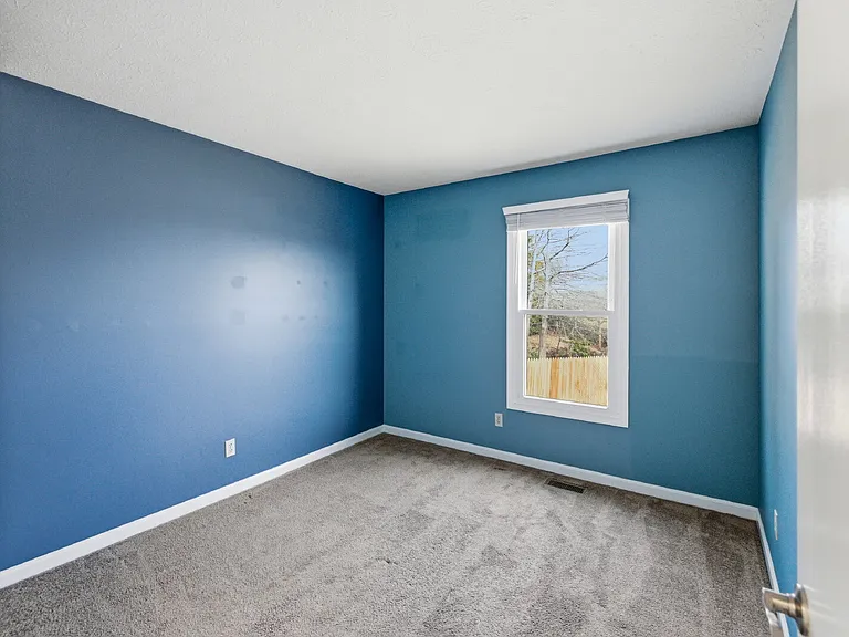 830 Vine St — Photo 23