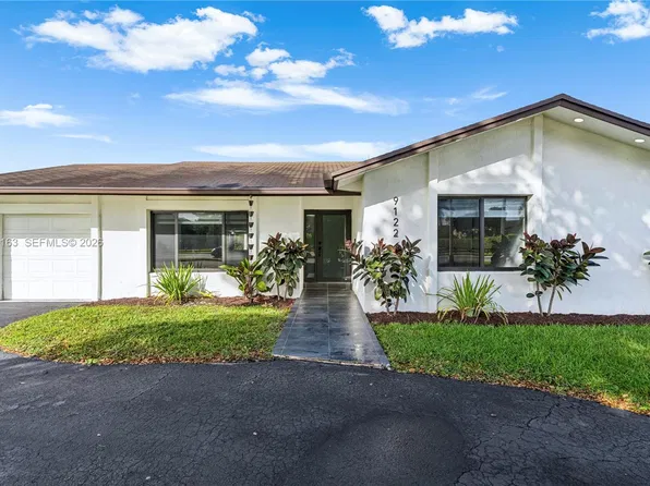 9122 SW 127th Ave, Miami, FL 33186