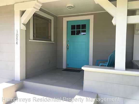 2nd image of 1084 Lincoln Ave