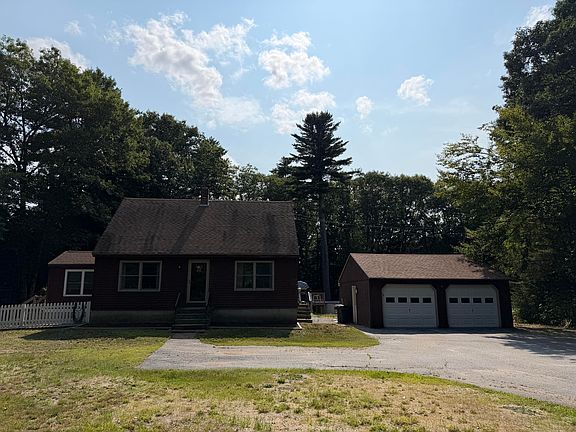 3rd image of 707 Saco Road