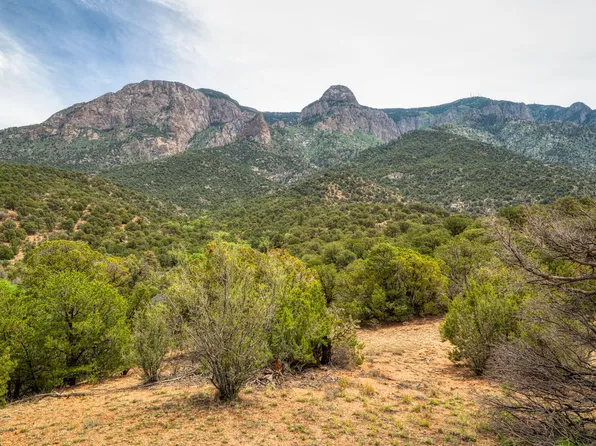 View Dr, Cedar Crest, NM 87008