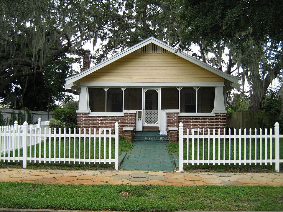 Historic Crescent Lake Home