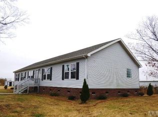 100 Robert Etheridge Ln, Moyock, NC 27958