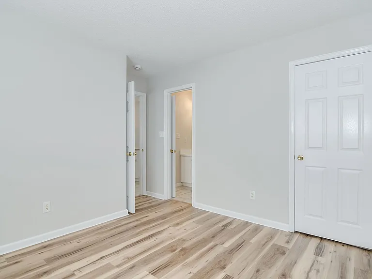 306 Evans Lake Way — Photo 22