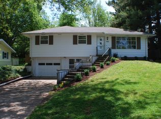 606 Driskell St, Paris, IL 61944