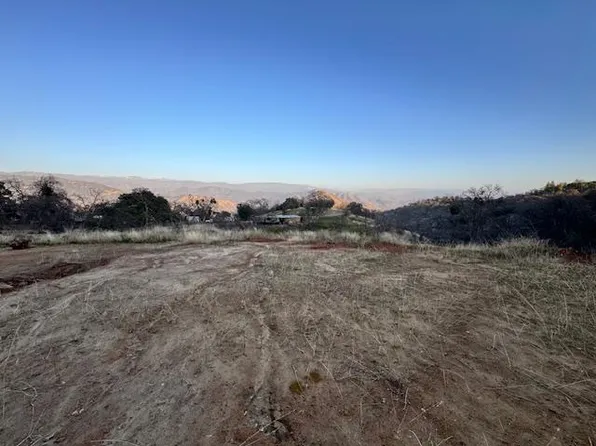 30412 Seminole Rd, Tollhouse, CA 93667