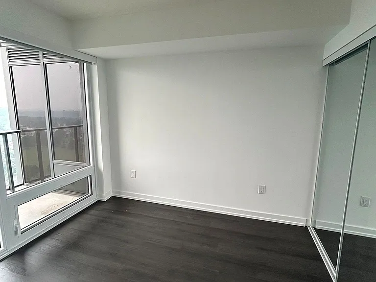 4010 Eglinton Ave W #1409 — Photo 16