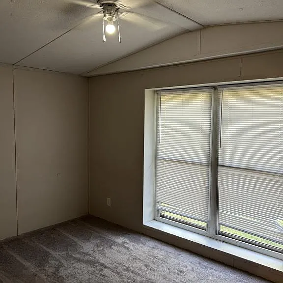 106 J L Bean Ln — Photo 11
