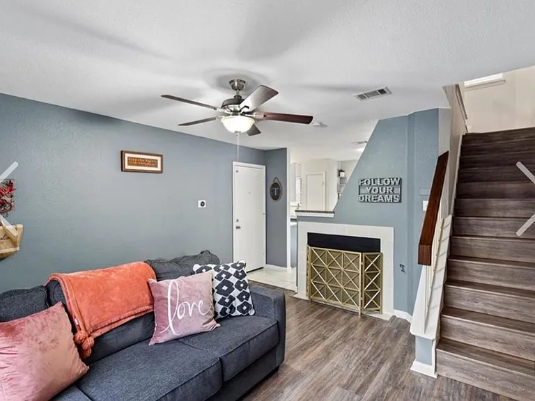 1009 Markham Ln #A — Photo 1