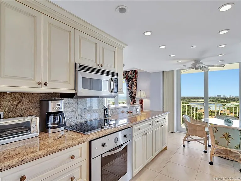500 Ocean Dr #W-11 — Photo 23