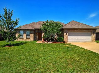 608 SW Wallstone Rd, Bentonville, AR 72712