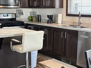 8770 Crestline Ln, Ovid, MI 48866