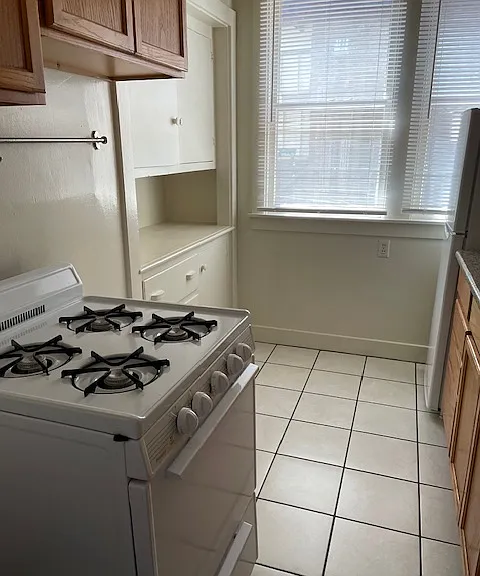 2304-2306 Dwight Way #D — Photo 3