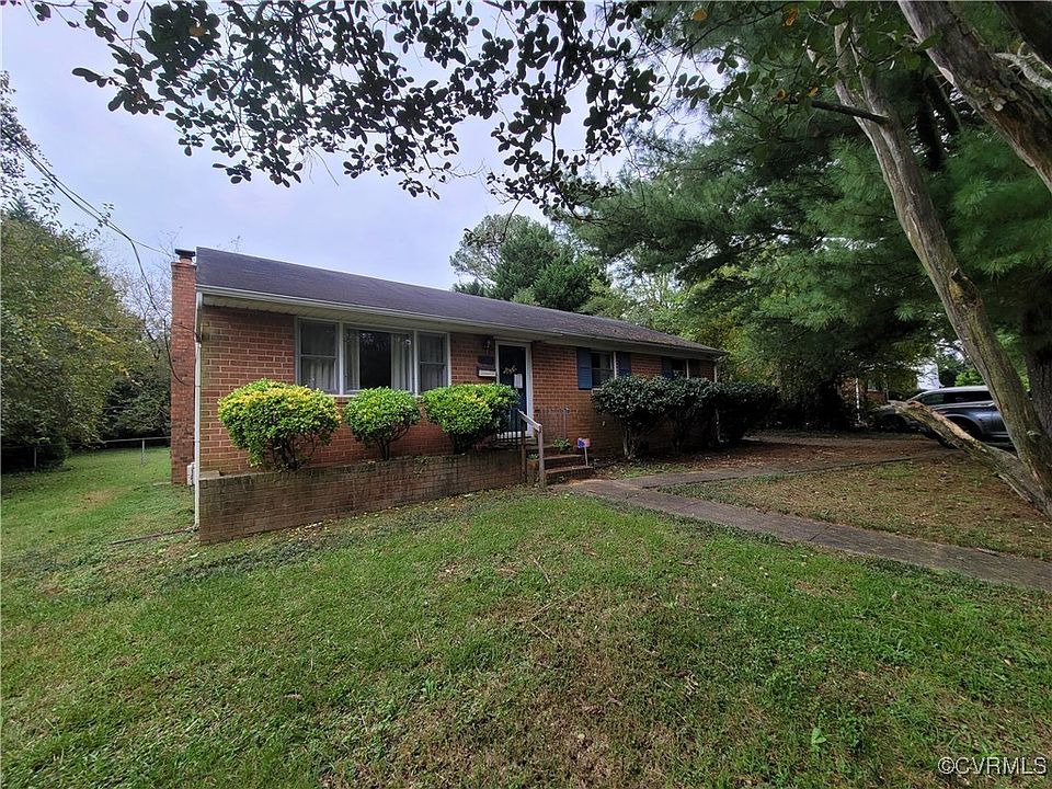 2nd image of 3915 Genacre Ln