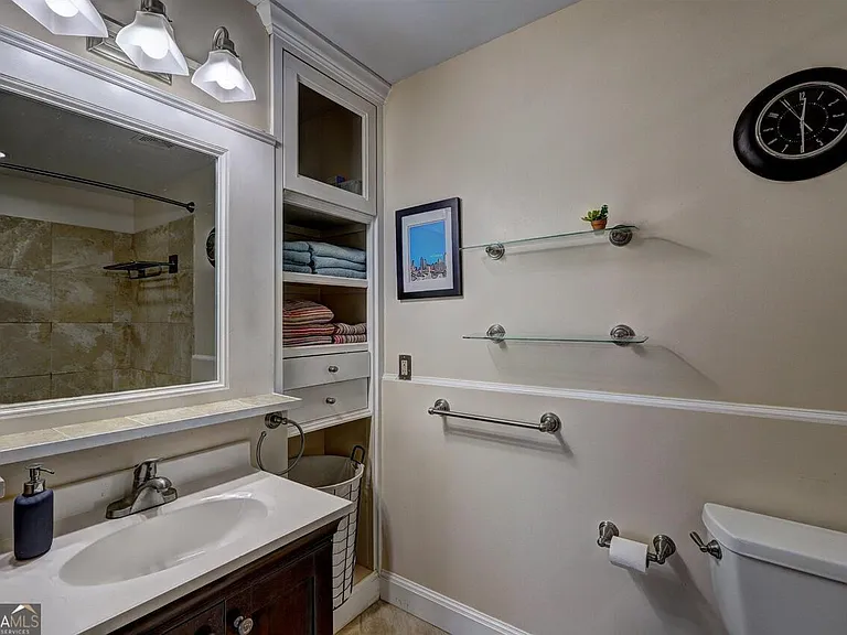 1101 Juniper St NE #106 — Photo 22