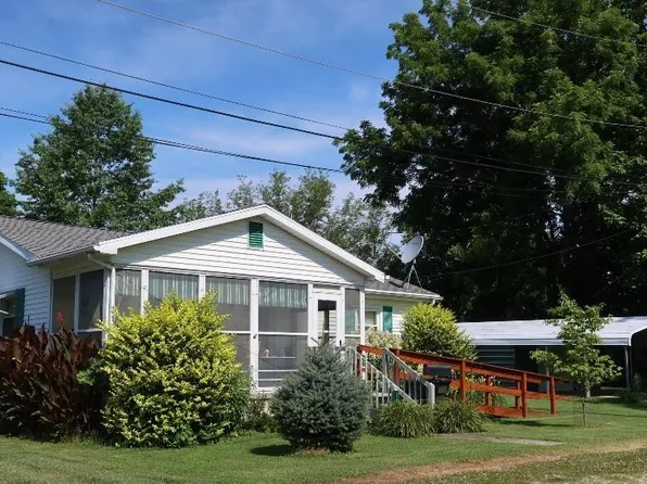 1013 Lynnwood Ave, New Harmony, IN 47631