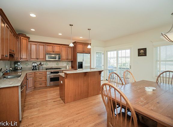 5th image of 17937 Fountain Cir
