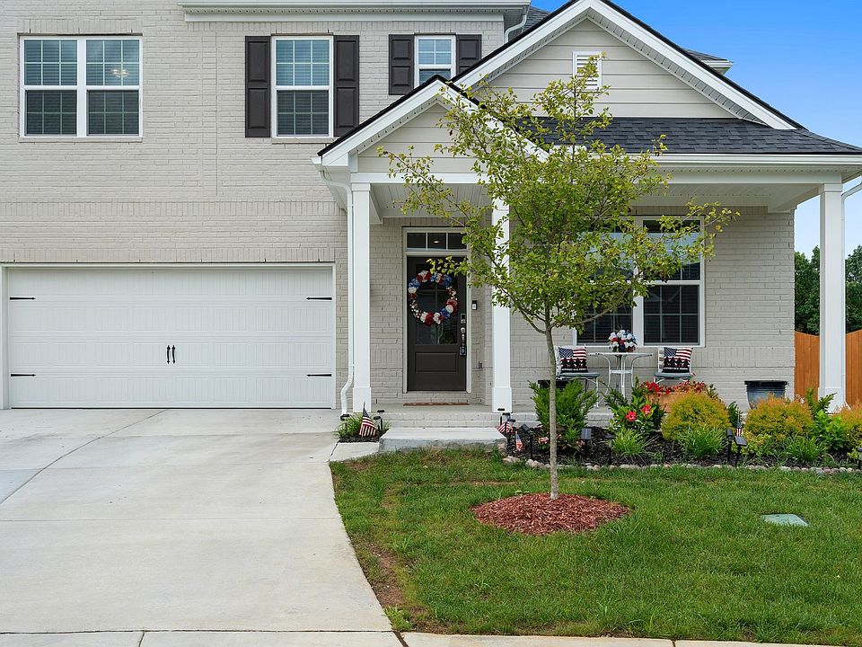 1st image of 1127 Aster Pl
