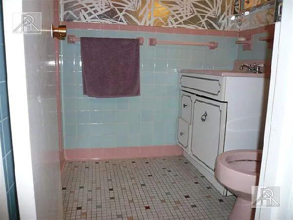 48 Green St #409 — Photo 15