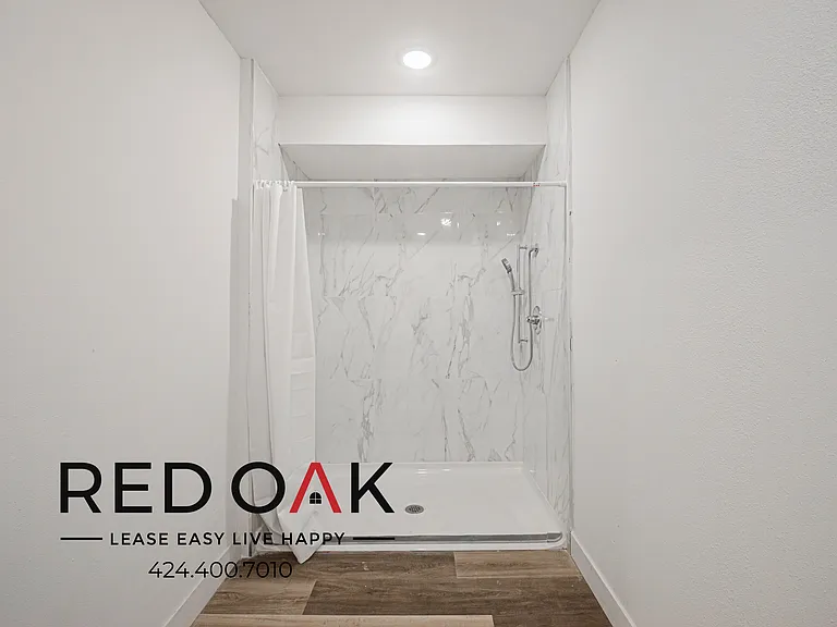 2837 San Marino St #204 — Photo 7