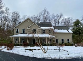10641 White Birch Ln, Corning, NY 14830
