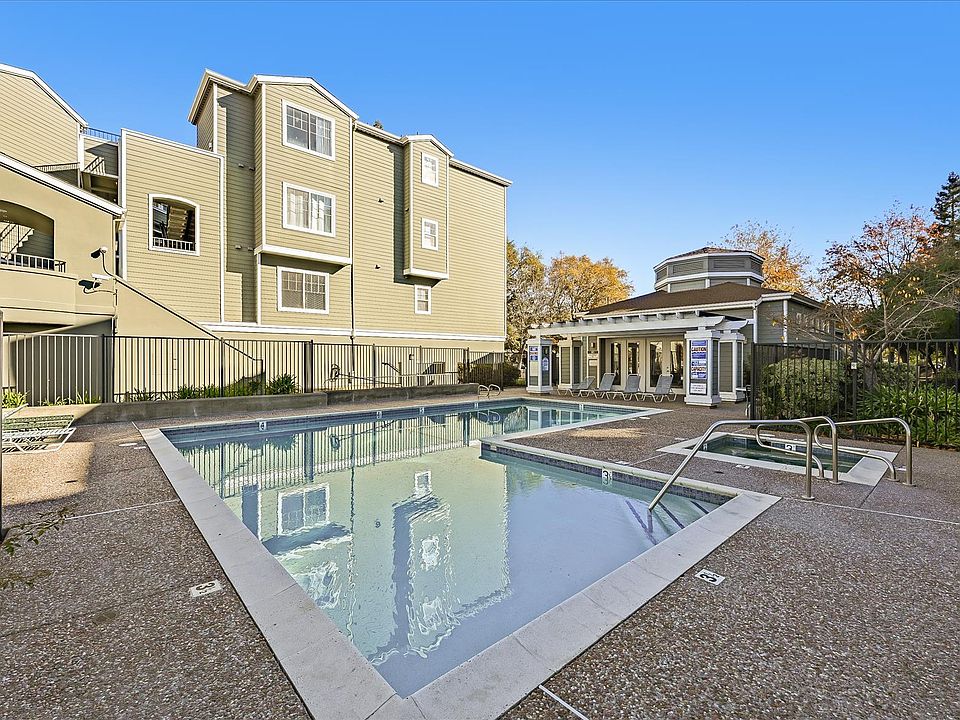 1st image of 852 Diablo Ave APT 109