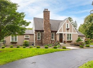 53 Pannell Cir, Fairport, NY 14450