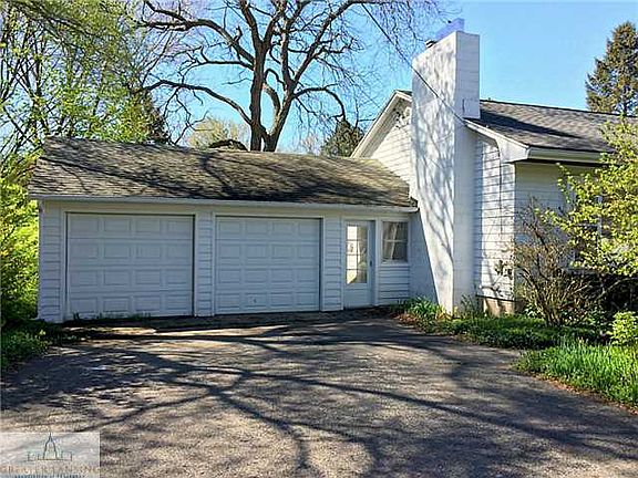 2nd image of 1127 Lilac Ave