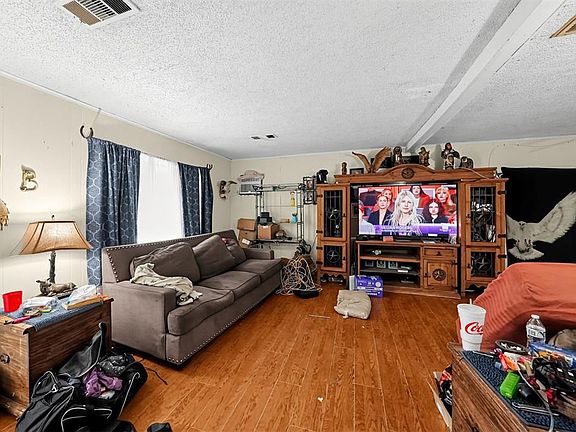 5th image of 718 S 2nd St