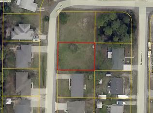 6421 Pine Dr, Panama City Beach, FL 32408