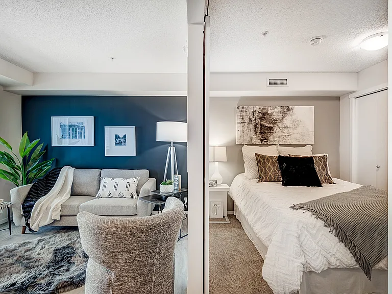 905 Evanston Dr NW — Photo 22