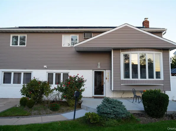3437 Bertha Drive, Baldwin, NY 11510
