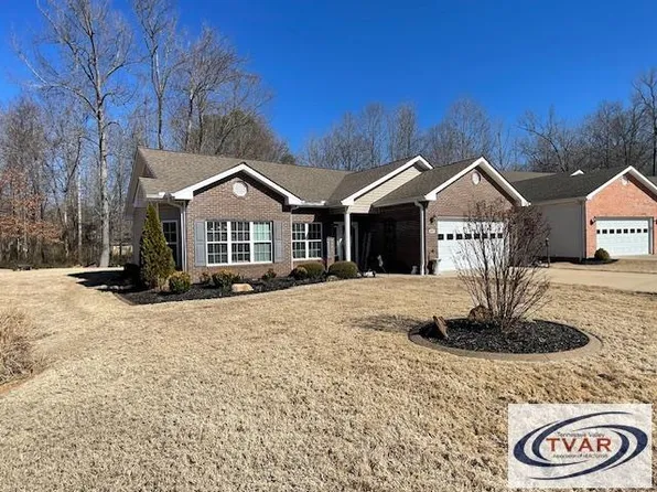 357 Paris Harbor Dr, Paris, TN 38242