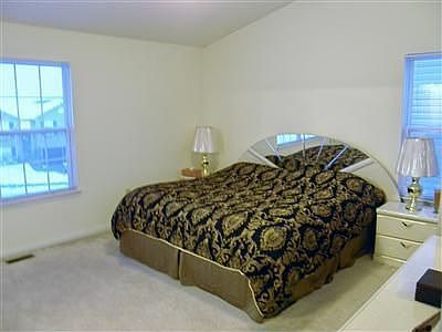5th image of 1725 Stewart Dr