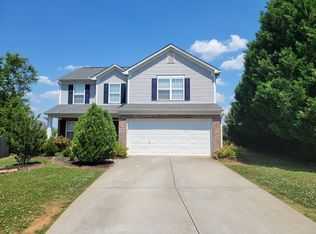 219 Shipyard Ln, Greer, SC 29650