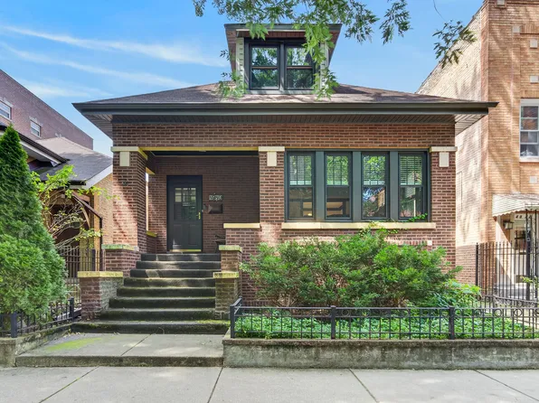 4940 N Whipple St, Chicago, IL 60625