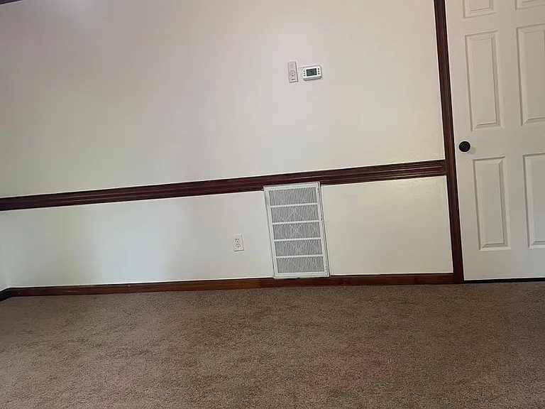 2 Academy Ln — Photo 3