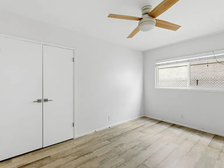 1676 Manning Ave — Photo 22