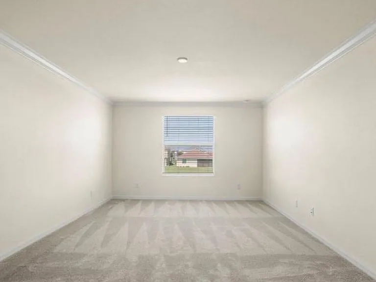9399 Foxglove Ln — Photo 2